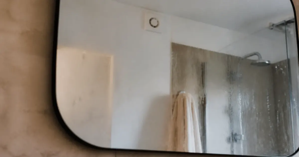 Buee condensation sur miroir salle bain ventilation active